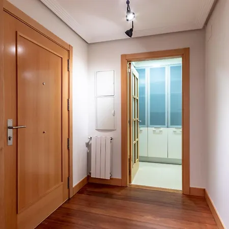 Zabalbide By People Бильбао