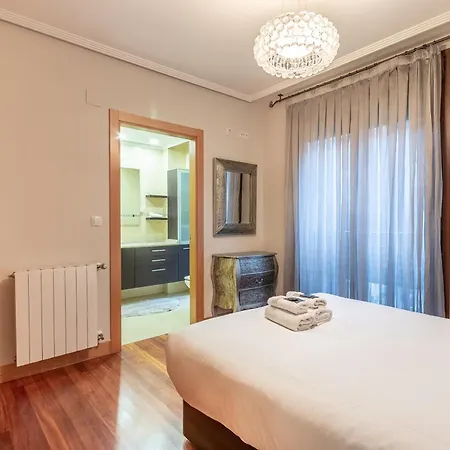 Zabalbide By People Бильбао